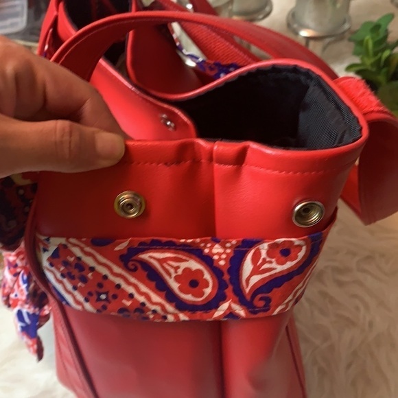 ASTROSATCHEL hot red scarf tie medium size satchel bag - Picture 4 of 16